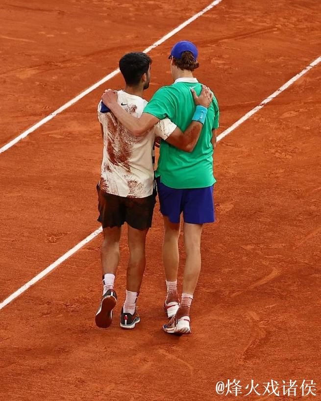 ATP总决赛四强对决揭晓：阿尔卡拉斯与辛纳能否决赛相遇？